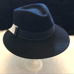 Vintage black wool fedora